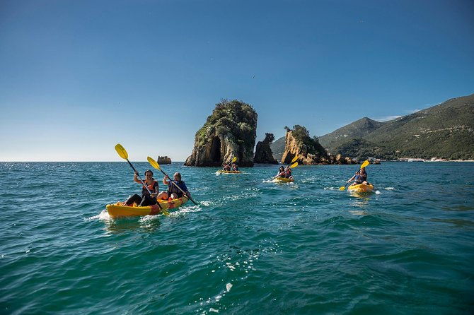 canoeing-in-marine-reserve-near-lisbon