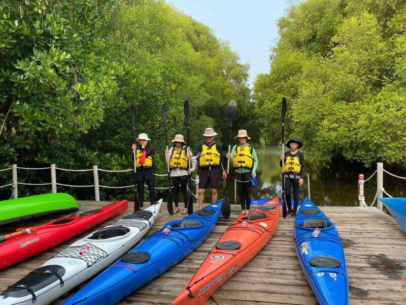 canoeing-mangrove-experience-in-jakarta