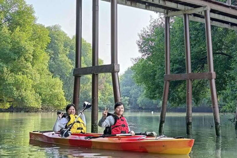 canoeing-mangrove-experience-in-jakarta