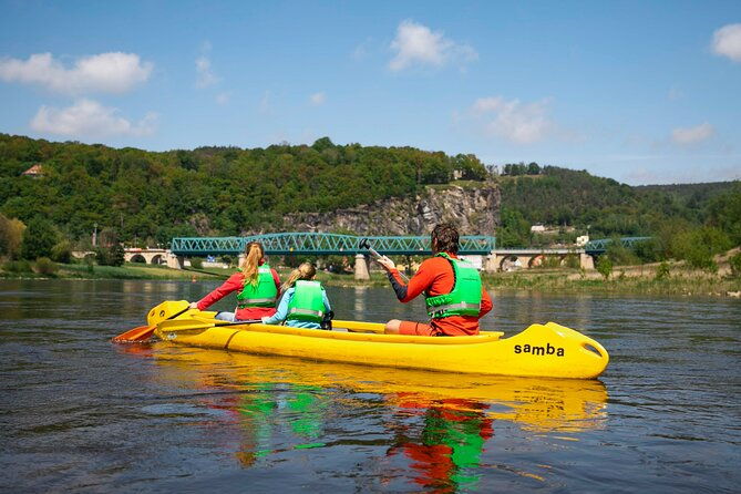 canoeing-on-the-elbe-river-and-bike-rental-from-decin-to-schmilka