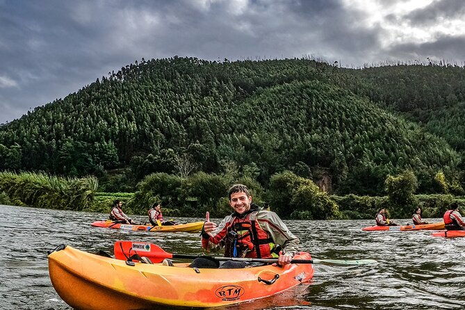 canoeing-on-the-mondego-river
