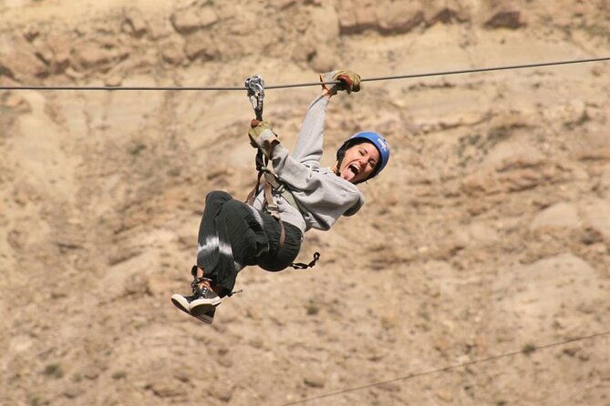 canopy-in-potrerillos-fly-between-the-mountains-of-mendoza