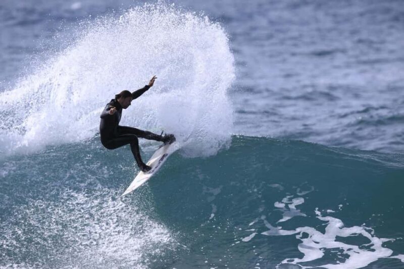 Cantabria: Surf and Bodyboard Lessons with Solar Surf School - Introduction to Solar Surf School and Its Offerings