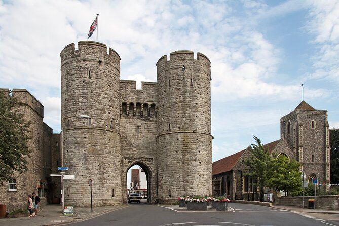 canterbury-cathedral-hever-castle-and-dover-castle-private-tour