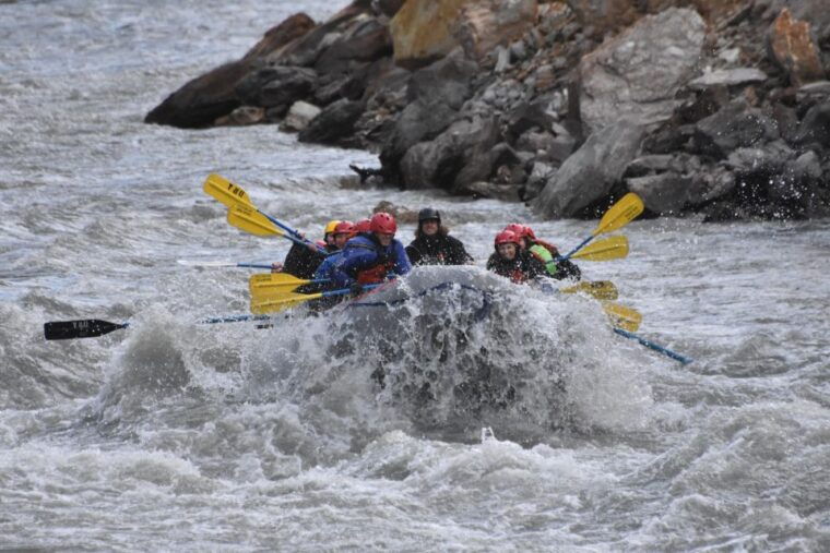 canyon-run-denali-national-park-class-iv-whitewater-rafting