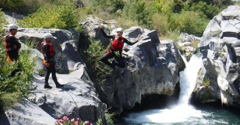 canyoning-and-bodyrafting-in-the-alcantara-river