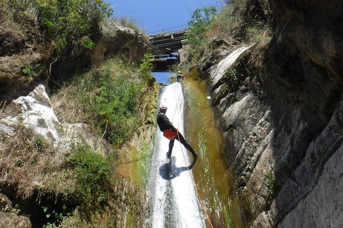 canyoning-at-the-foot-of-etna