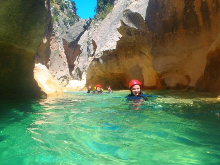 canyoning-day-trip-in-sierra-de-guara