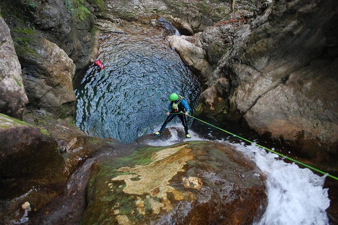 canyoning-discovery-of-versoud-in-vercors-grenoble