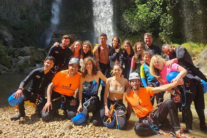 canyoning-experience-in-gorgo-de-la-escalera-ravine