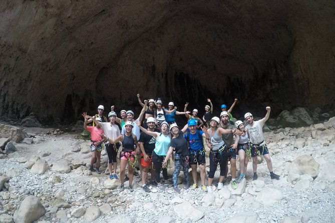 canyoning-green-throat