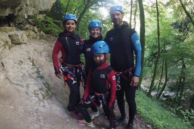 canyoning-in-annecy-the-mailbox-in-angon