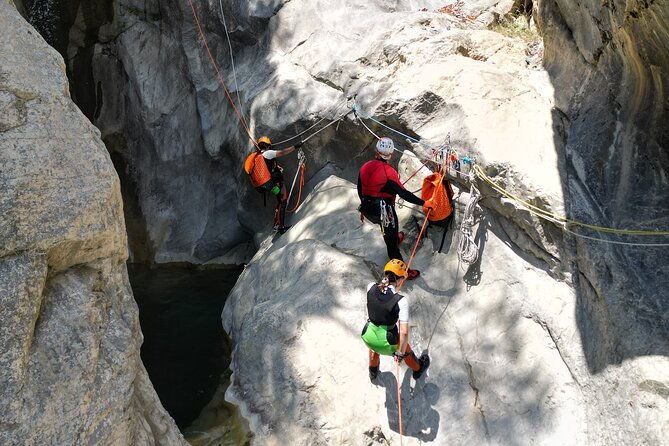 canyoning-in-manikia-gorge-from-athens