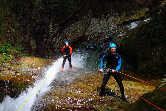 canyoning-sensation-of-angon-on-the-shores-of-lake-annecy-2