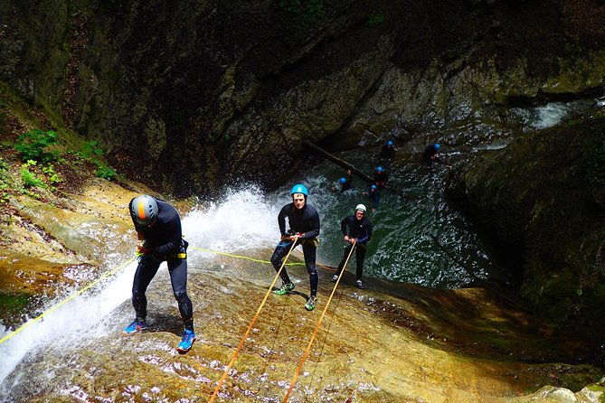 canyoning-sensation-of-angon-on-the-shores-of-lake-annecy