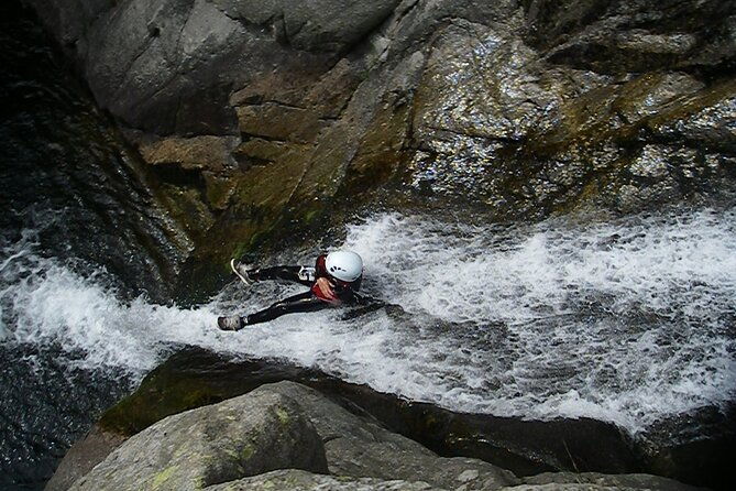 canyoning-tour-aero-besorgues-half-day