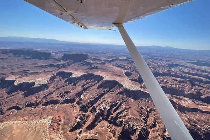 canyonlands-national-park-airplane-tour