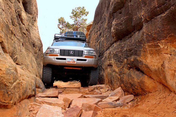 Canyonlands National Park Needles District by 4x4 - The Experience in Detail