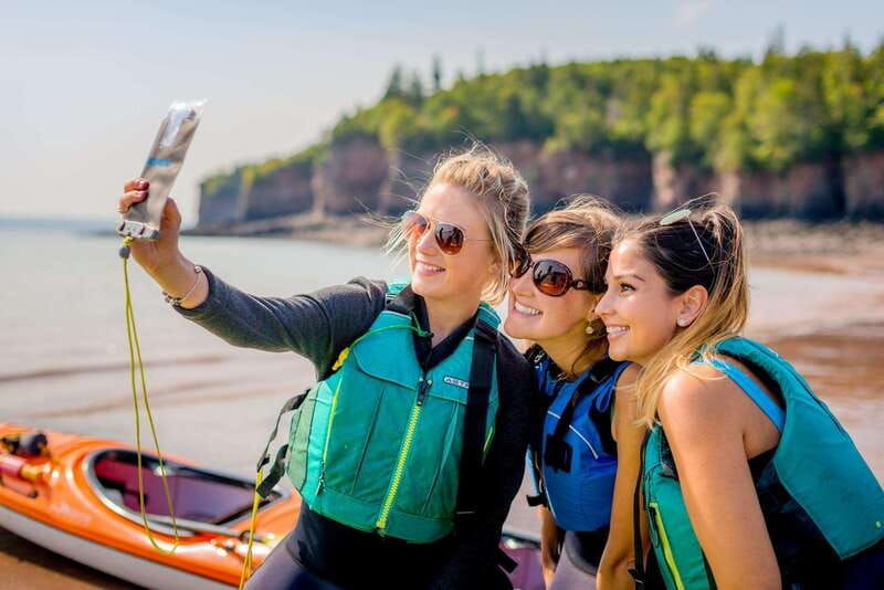 cape-chignecto-three-sisters-kayaking-day-tour