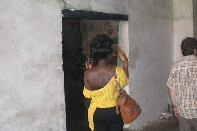 Cape Coast Elmina Kakum Park Private Day Tour - An In-Depth Look at the Experience  