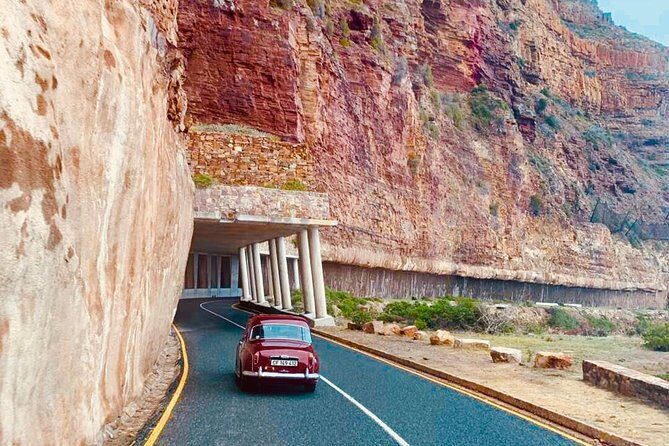 Cape Peninsula in a Vintage Car (Penguins, Cape Point & Chapman's Peak drive) - FAQ