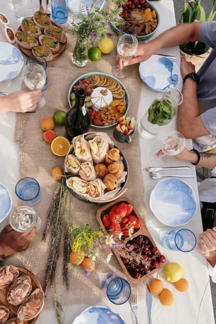 Cape Town: Beach Horse Ride + Wine Tour + Lunch + Pick-Up - FAQ
