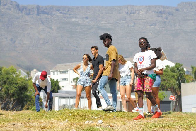 Cape Town Hostel Pub Crawl & LinkUps - Who Will Love This Experience?