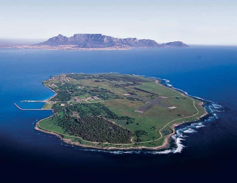 Cape Town: Robben Island and Table Mountain Private Day Tour - An In-Depth Look at the Itinerary