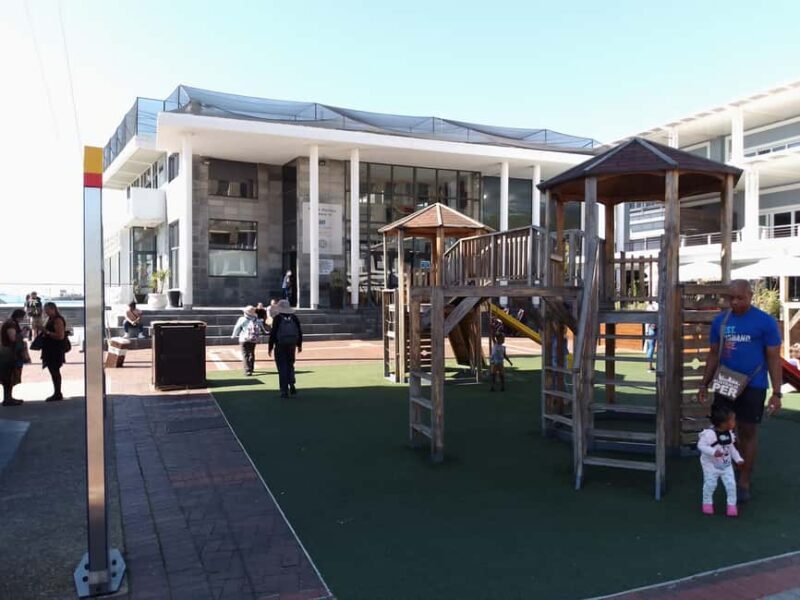 Cape Town: Robben Island Ferry and Guided Tour - Key Points