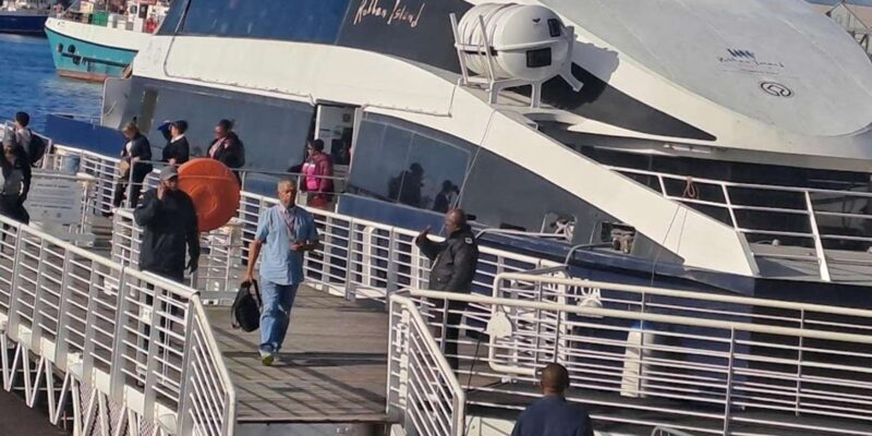 Cape Town: Robben Island Ferry with Prison Ticket and Tour - Key Points