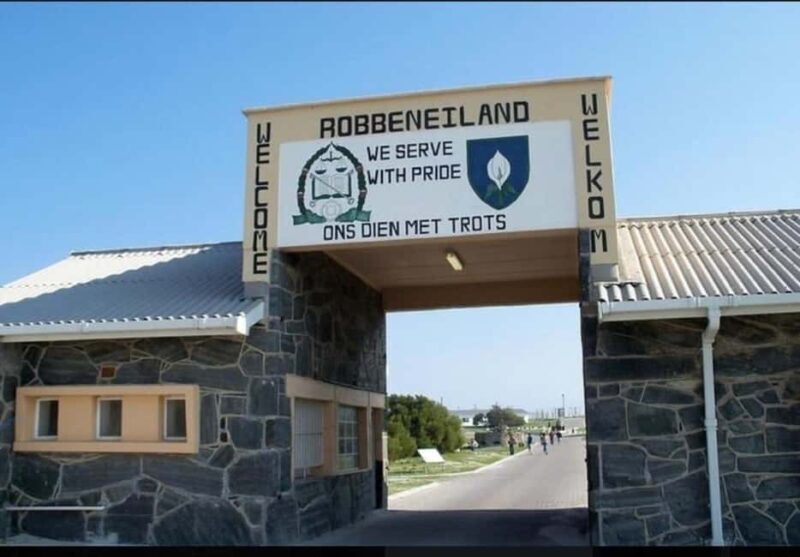 Cape Town: Robben Island Half-Day Tour with Entry Tickets - Discover the Robben Island Half-Day Tour from Cape Town