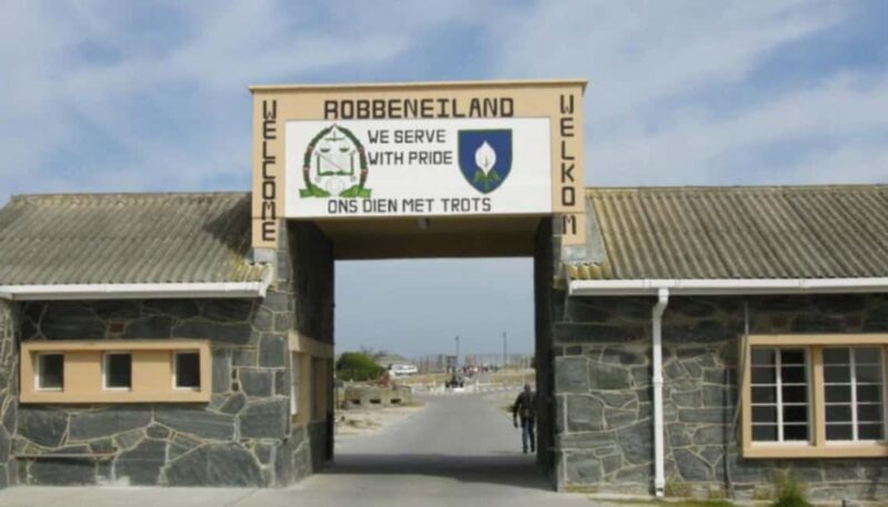 Cape Town: Robben Island Half-Day Tour with Entry Tickets - Key Points  