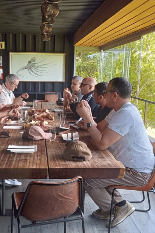 Cape Town: Safari & Winelands Day Tour - Overview of the Day Tour