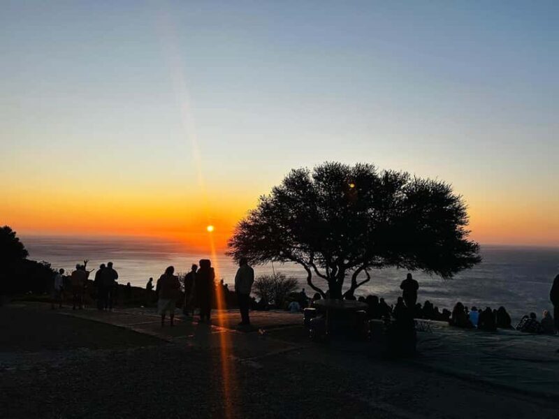 Cape Town: Sunset Bus Tour with Picnic on Signal Hill - A Detailed Look at the Tour Experience