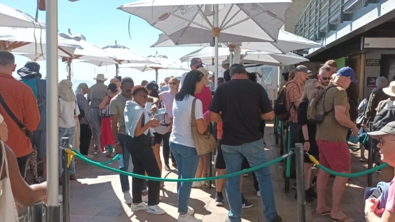 Cape Town:- Table Mountain including Hotel Transfer - Key Points