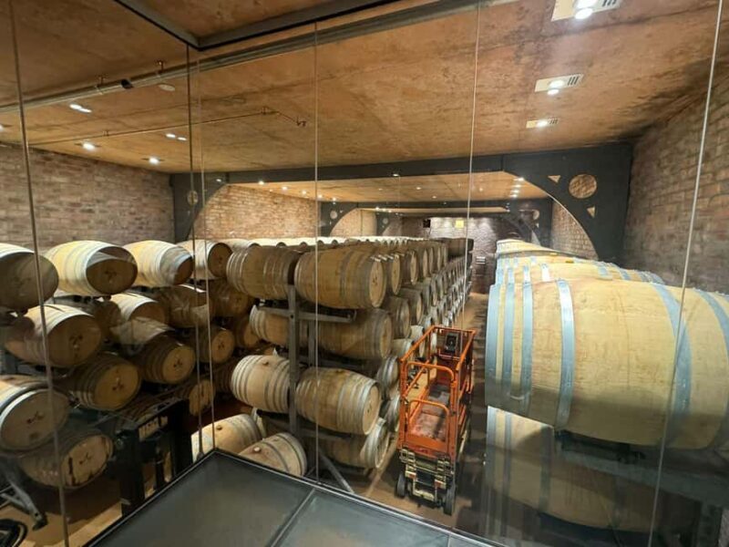 Cape Winelands: Customizable Private Wine Tasting Tour - The Role of the Guide