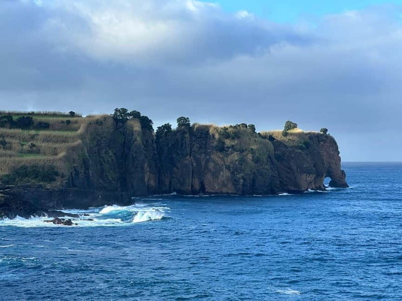 Capelas, Fenais da Luz, Tasting & Traditional Experiences - Who Should Consider This Tour?