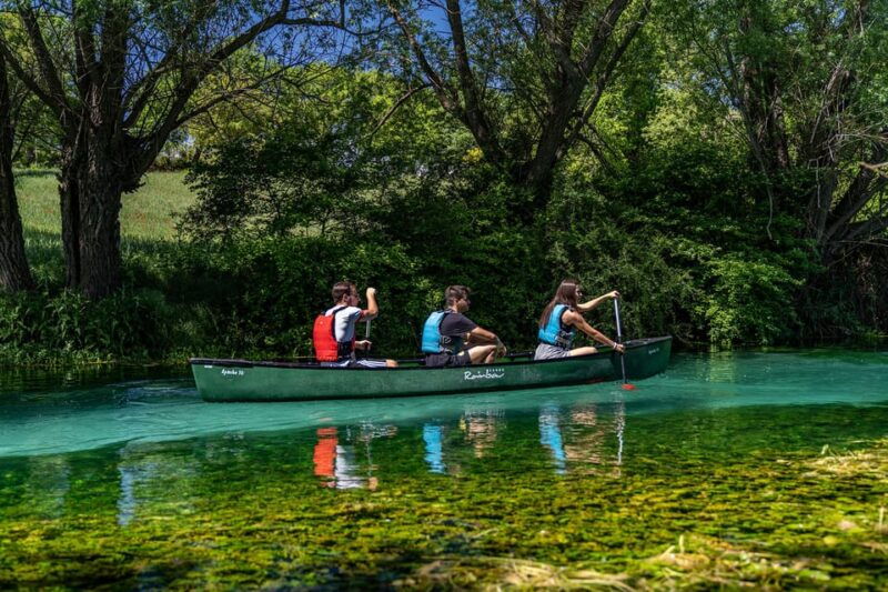 capestrano-canadian-canoe-excursion-on-the-tirino-river