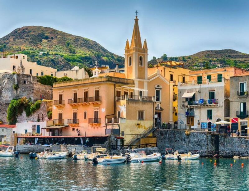 capo-dorlando-mini-cruises-to-lipari-and-vulcano