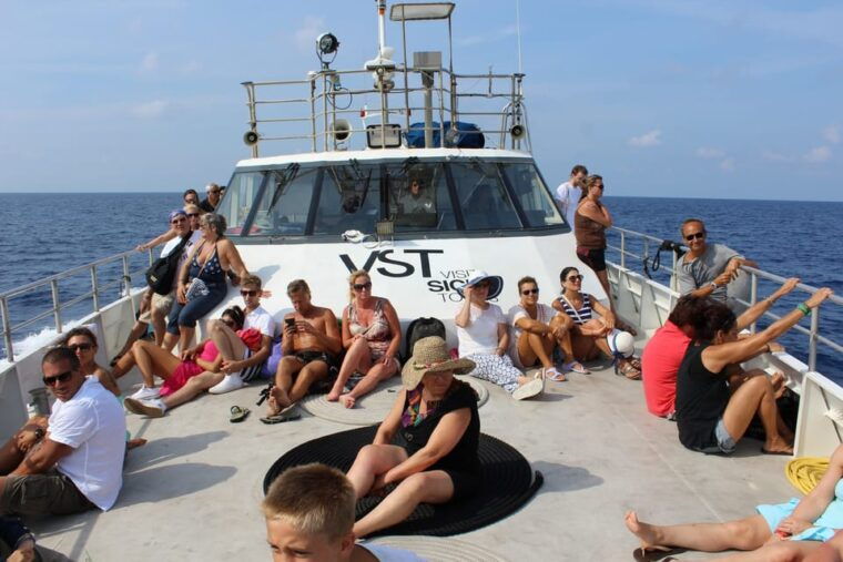 capo-dorlando-salina-panarea-stromboli-tour-with-boat