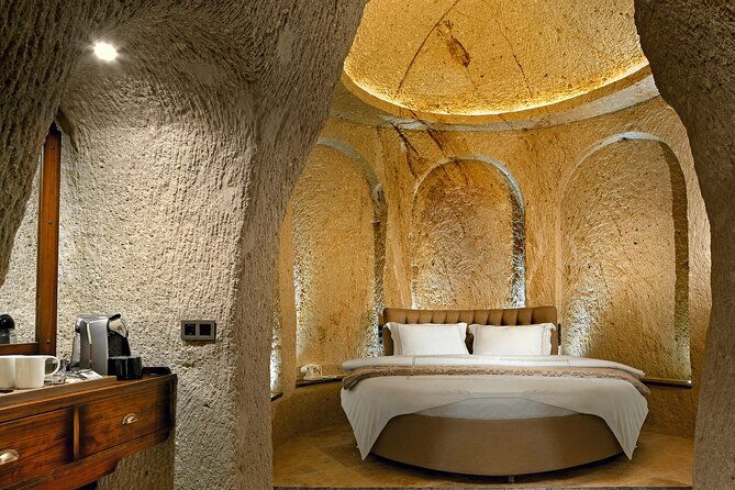 cappadocia-1-night-2-days-tour-from-istanbul-by-plane-and-balloon-ride