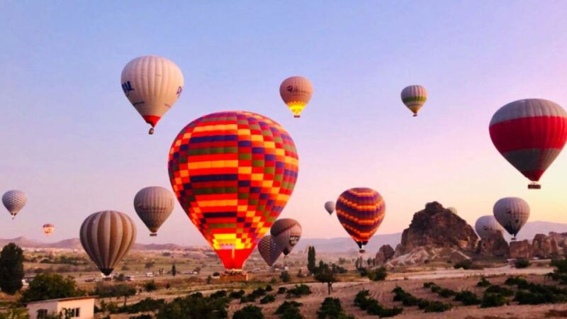 cappadocia-1-of-3-valleys-hot-air-balloon-flight