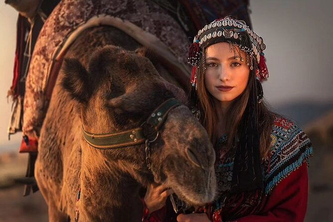 cappadocia-camel-ride-with-balloon-view-or-at-sunset