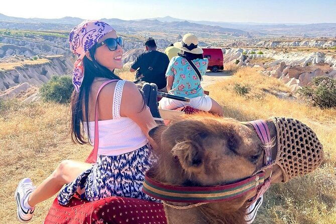 cappadocia-camel-ride-with-balloon-view-or-at-sunset