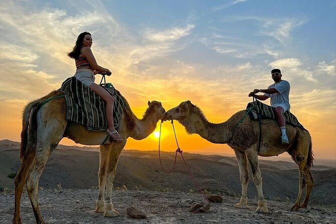cappadocia-camel-ride-with-balloon-view-or-at-sunset