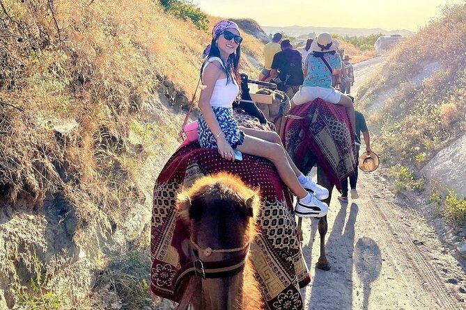 cappadocia-camel-ride-with-balloon-view-or-at-sunset