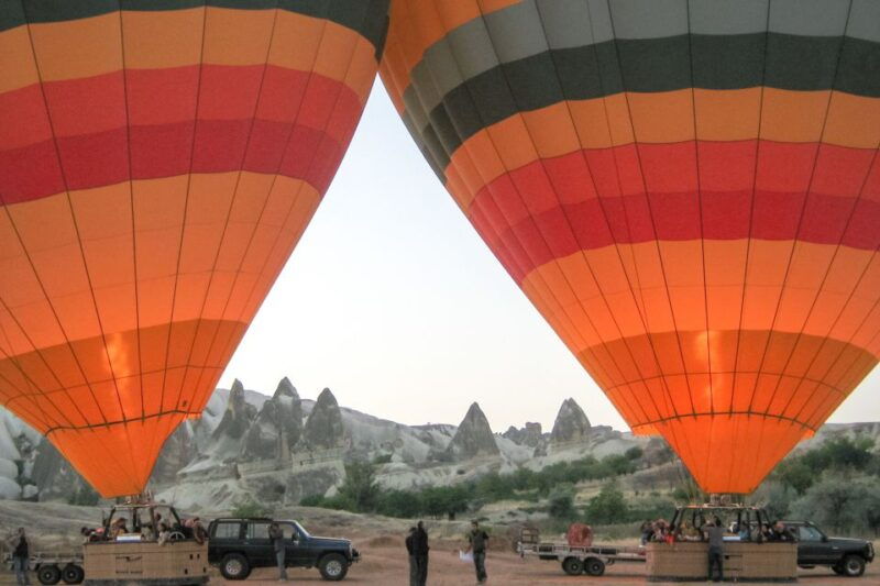 cappadocia-discover-sunrise-on-a-hot-air-balloon