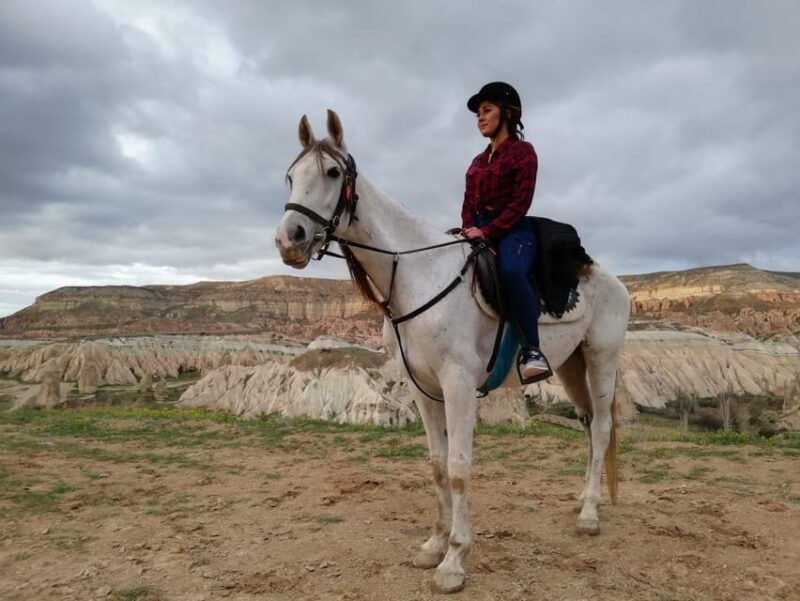 cappadocia-fairy-chimneys-horseback-riding-adventure-2