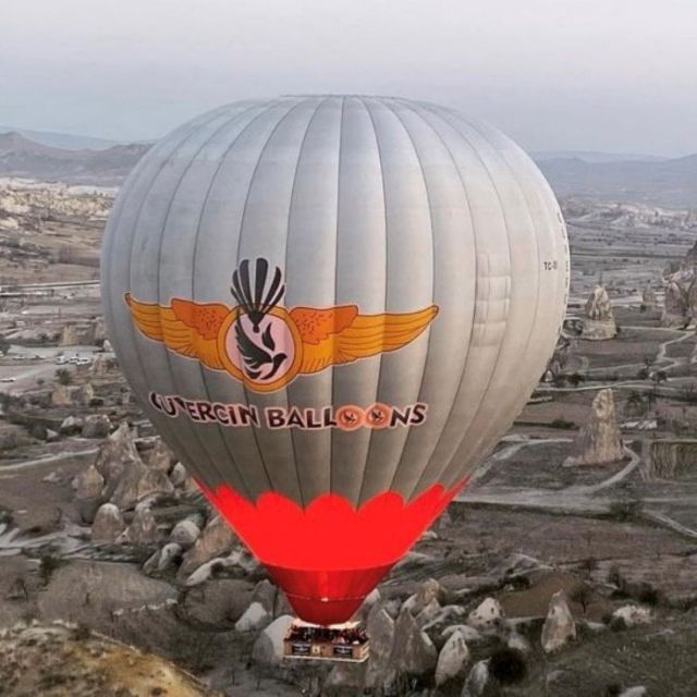 cappadocia-fairy-chimneys-sunrise-hot-air-balloon-flight