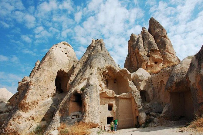 cappadocia-full-day-tour-from-istanbul-goreme-open-air-museum-pigeon-valley